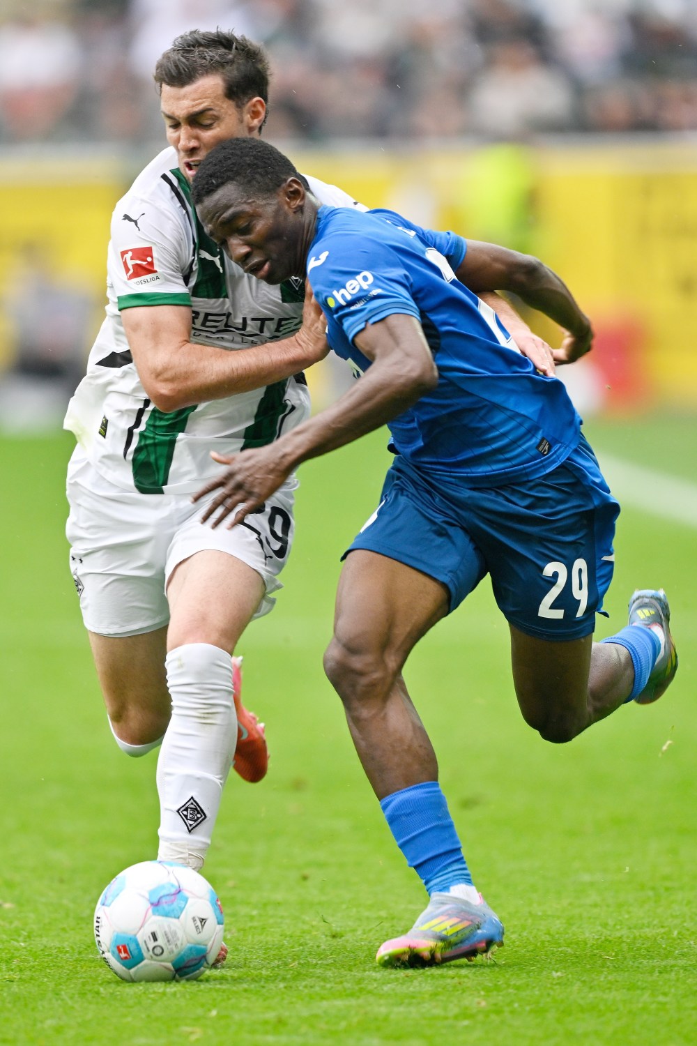 爱游戏官网-门兴格拉德巴赫锋线连续进球刷新纪录的简单介绍