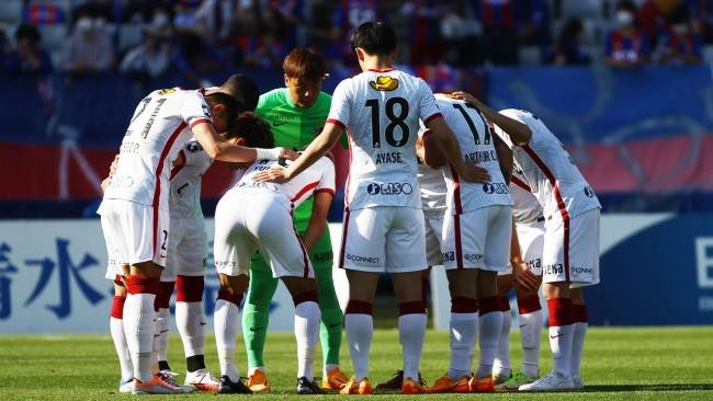 关于悬念揭晓：西班牙队悬崖勒马决战晋级命运掌握在手中的信息