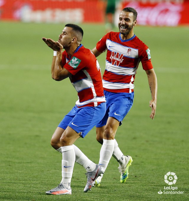 爱游戏登录入口-瓦伦西亚迎战格拉纳达，必须全力以赴