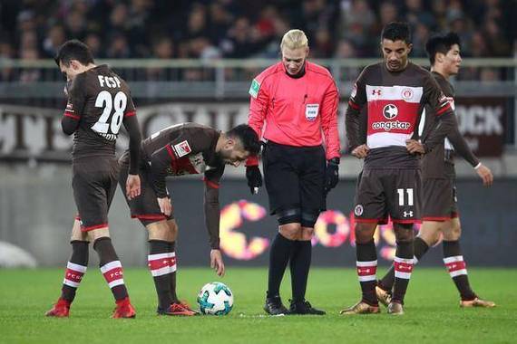 爱游戏官方入口-严阵以待！圣保利队主场大破对手的简单介绍