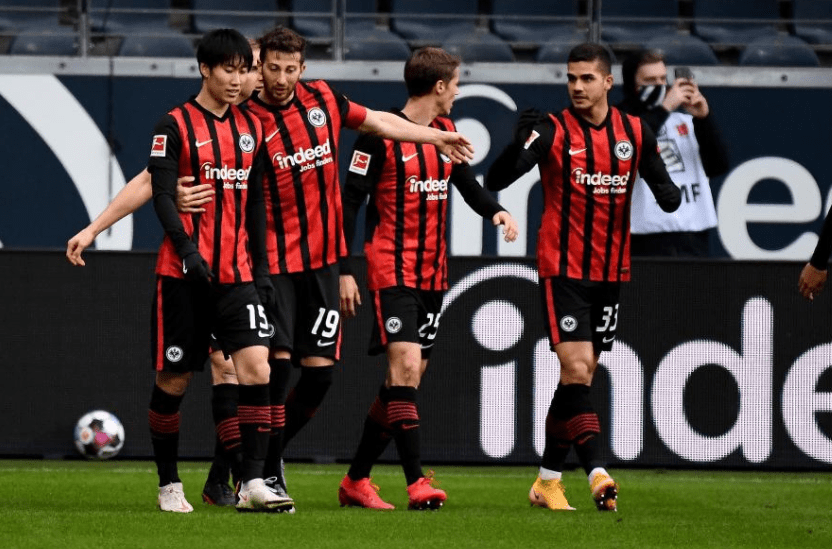 关于法兰克福再添一胜，球队士气高涨向前迈进的信息