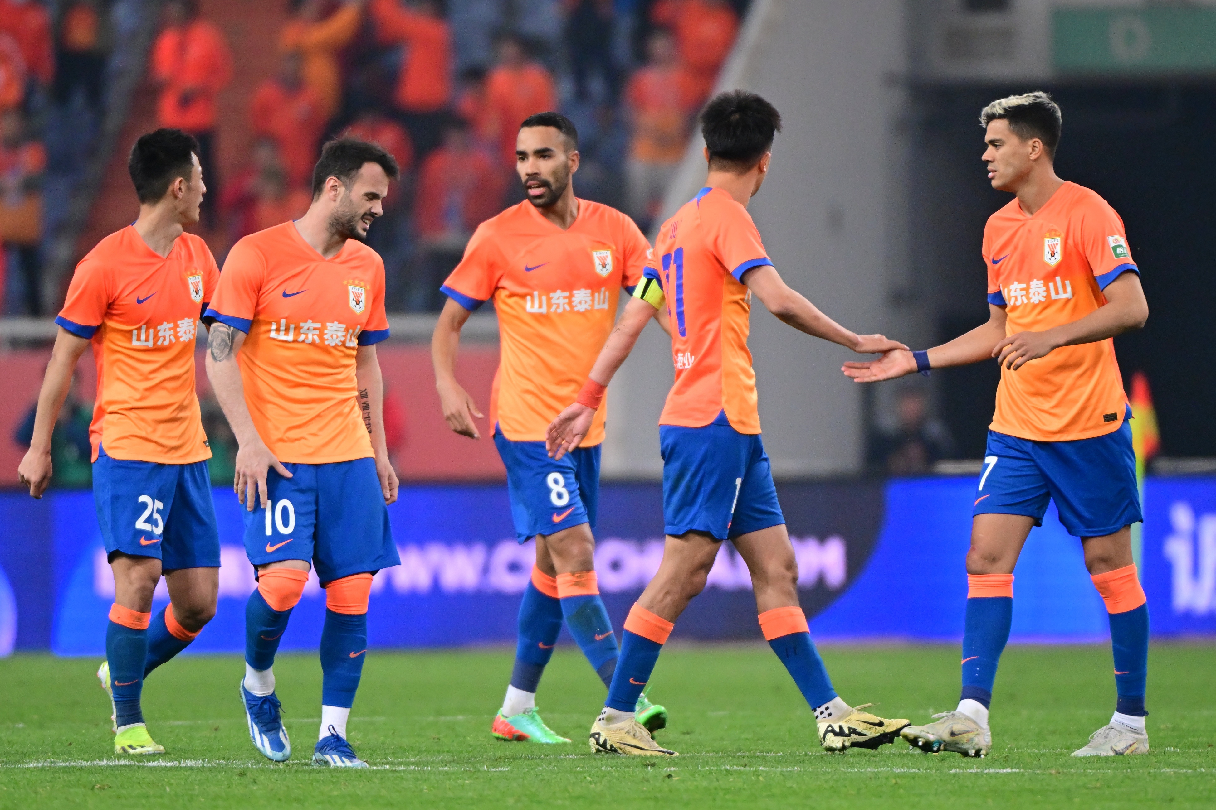 外援球员回归球队，实力大增