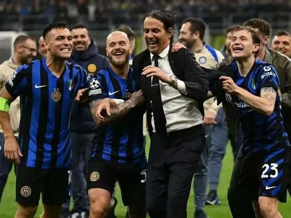 爱游戏官方登录入口-包含AC米兰队欲卖万埃弗顿队加入争夺的词条