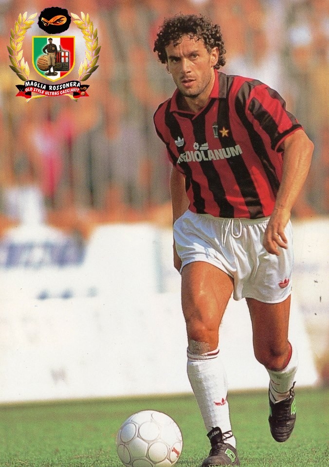 都灵队实力悍然，一飞冲天，登顶榜首的简单介绍