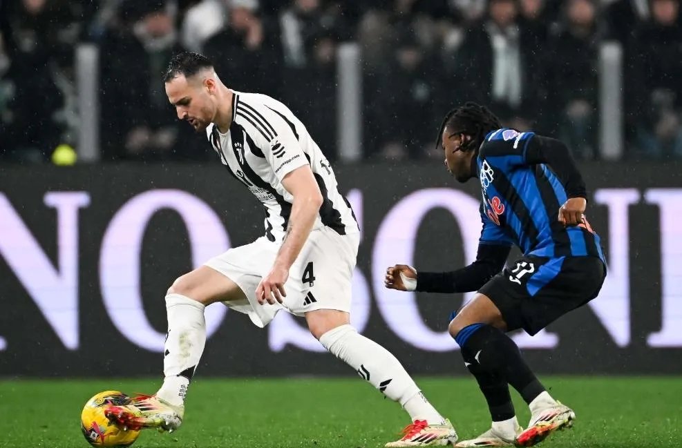 AC米兰客场战平亚特兰大：延续不败纪录的简单介绍