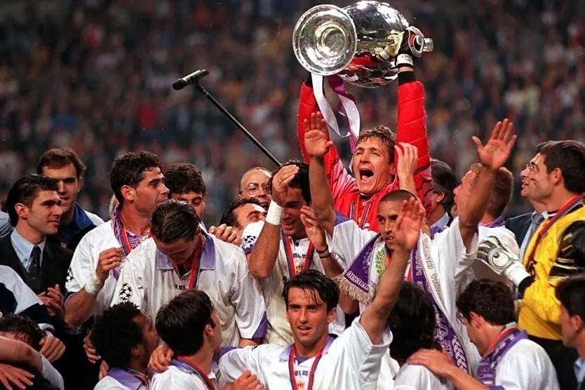 皇马绝杀阿贾克斯，豪取冠军之路