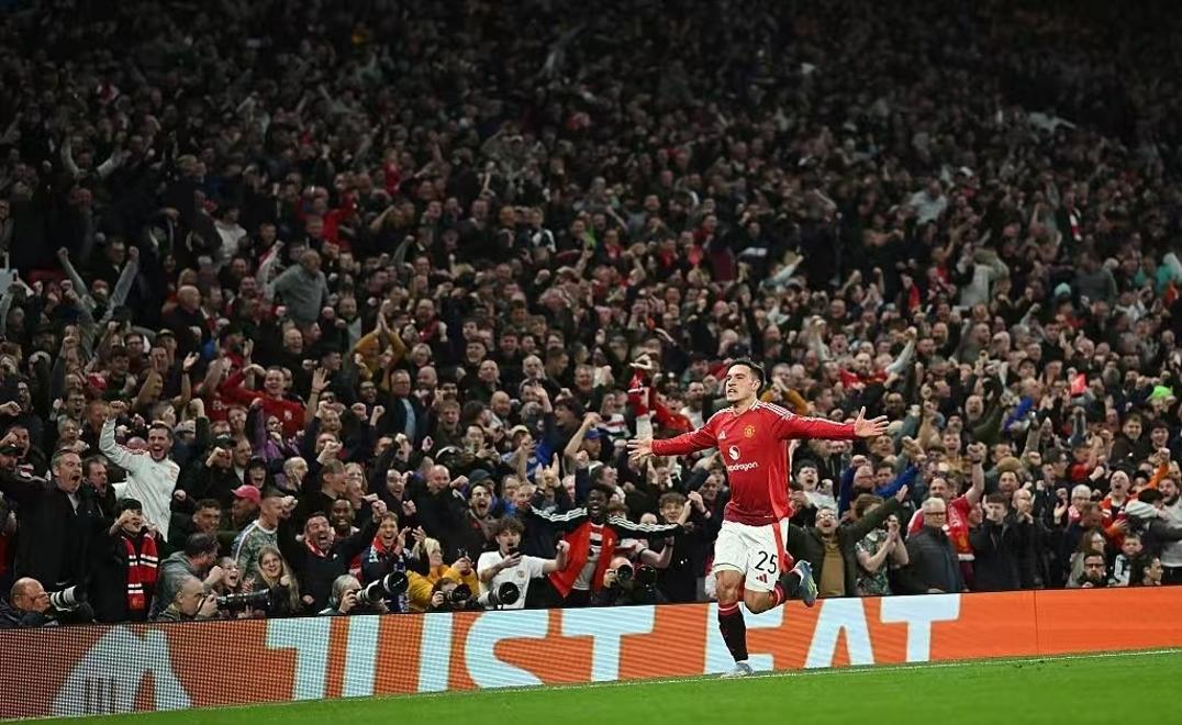 曼联遭遇绝地逆转，主教练不满球员表现