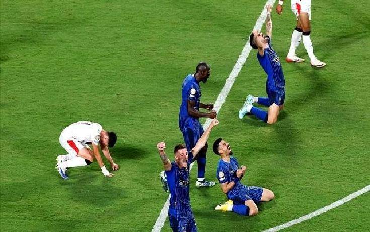 沙尔克球员受伤退赛，对球队士气产生影响