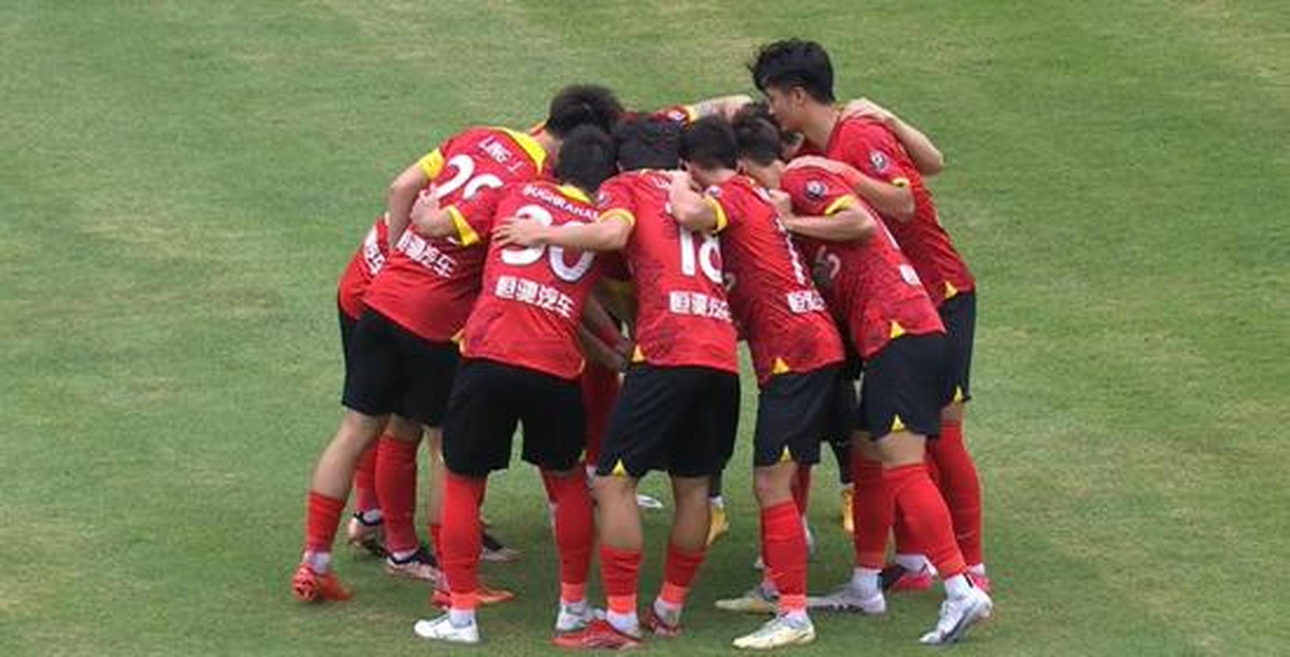 爱游戏官方登录入口-郑州队在主场与大连一方-战平，双方不分胜负的简单介绍