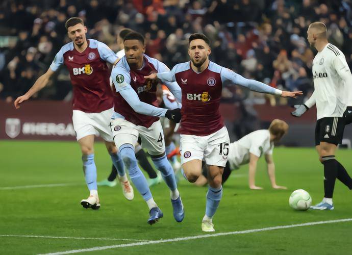 包含英超焦点战:切尔西-大胜托特纳姆热刺的词条