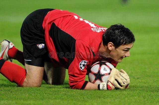 爱游戏官网-梅斯战胜洛里昂，连胜纪录达到三场