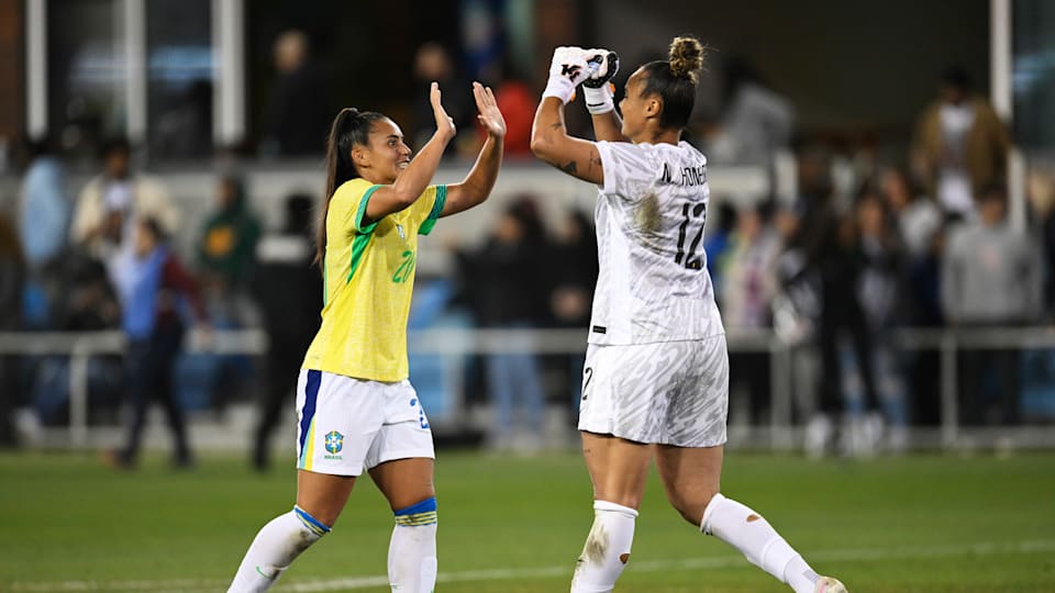 爱游戏网页版入口-巴西女足比赛踢出新高度，实力大幅提升