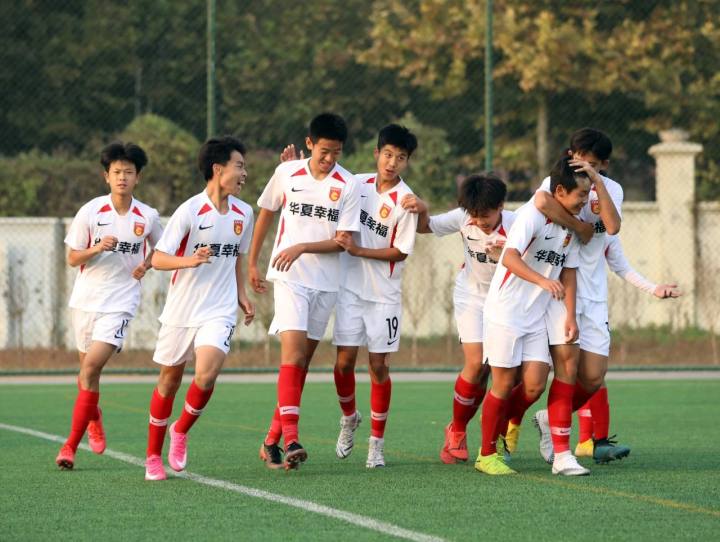 多特蒙德青训梯队崭露头角，未来前途无限？的简单介绍