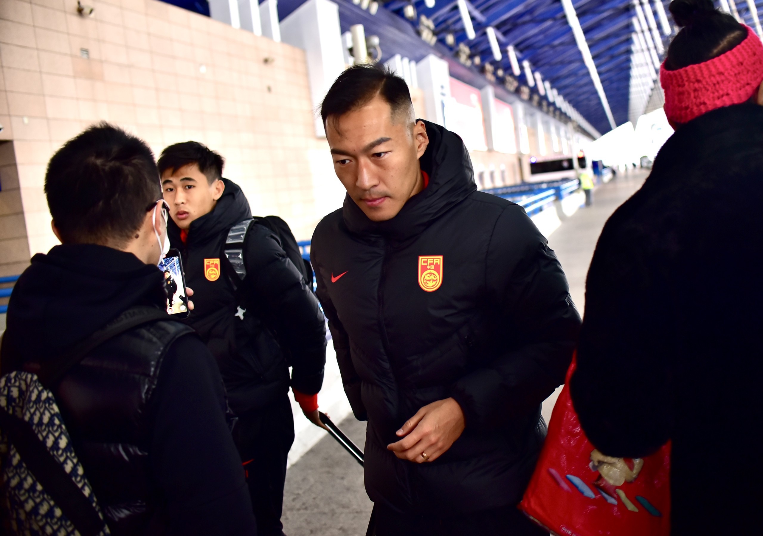 国足备战亚洲杯赛场备战全面展开