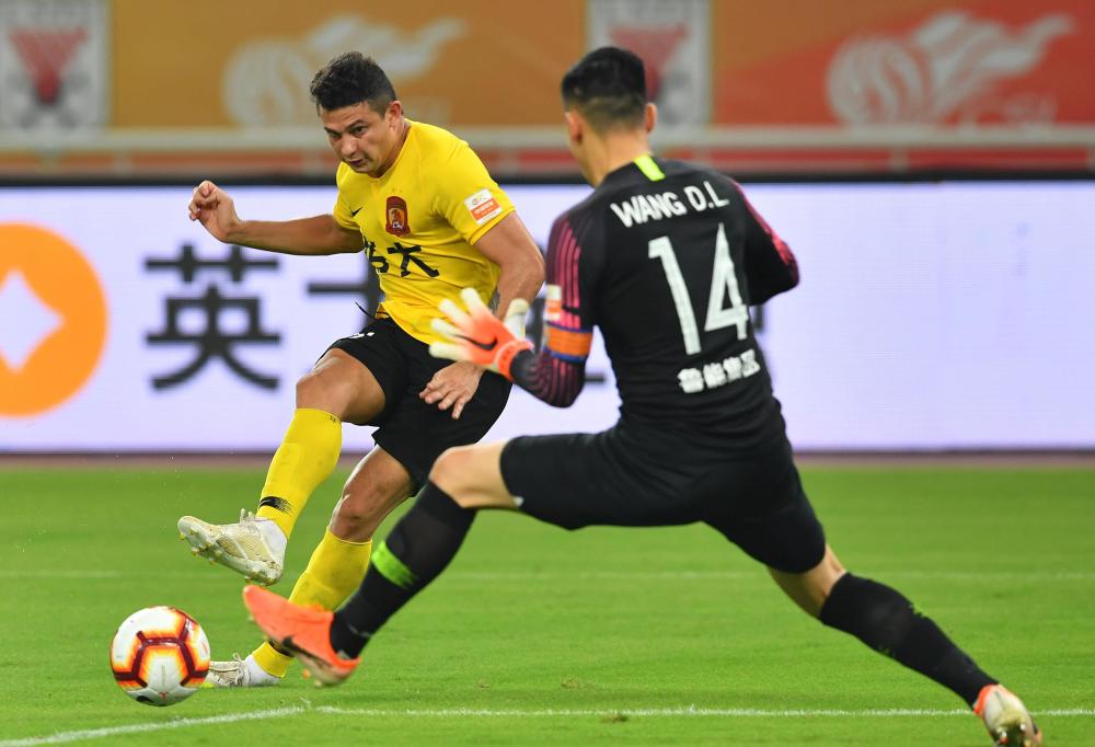 疑难问题！球队技术招式引发赛场热议