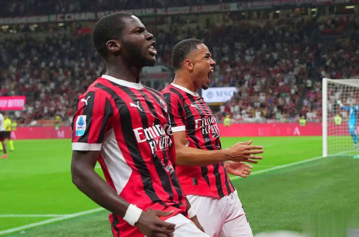 曼联击败AC米兰晋级欧联杯八强