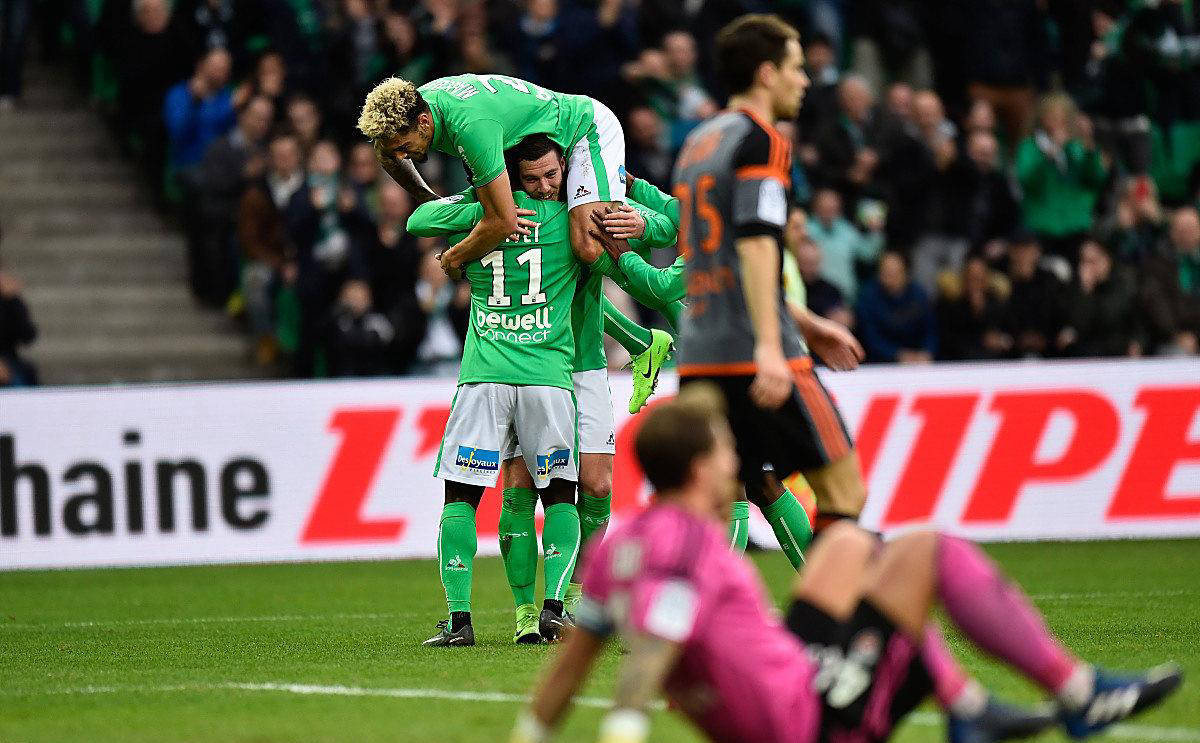 爱游戏在线-关于卡昂主场取胜洛里昂，赢得关键三分的信息