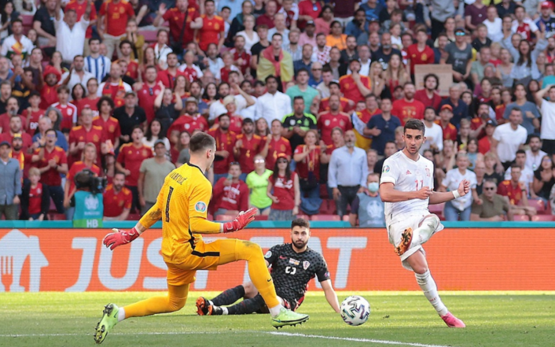 爱游戏官网-包含欧国联比赛：西班牙击败英格兰路还漫长的词条