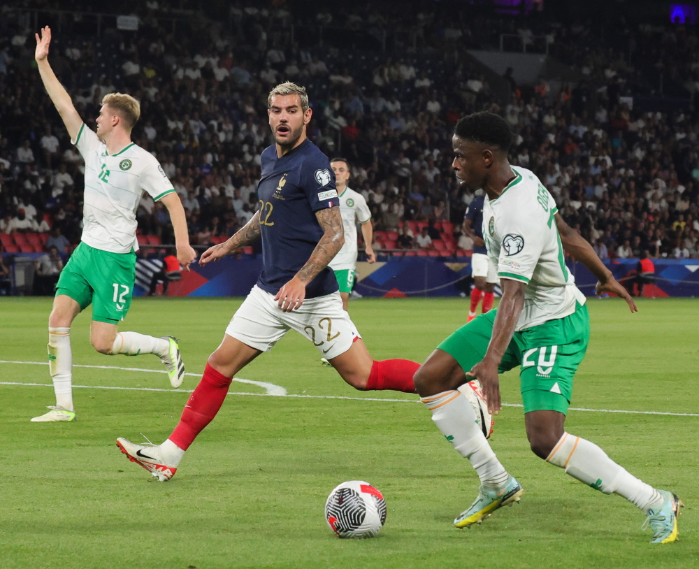 爱游戏官网网页版入口-关于米其林军团战平爱尔兰，欧洲预选赛实力匹敌的信息