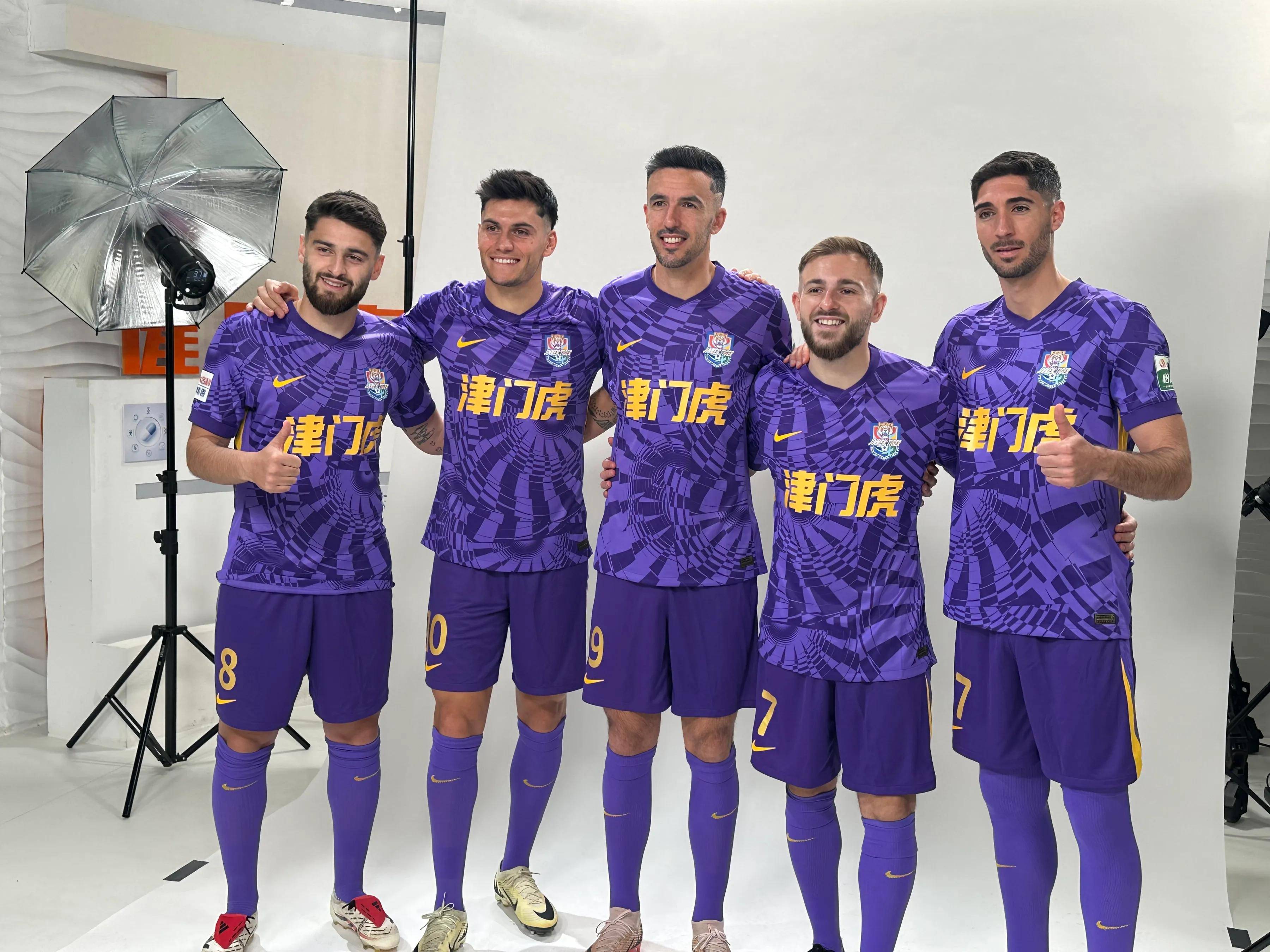 内援加盟中超球队，实力得到全面提升的简单介绍